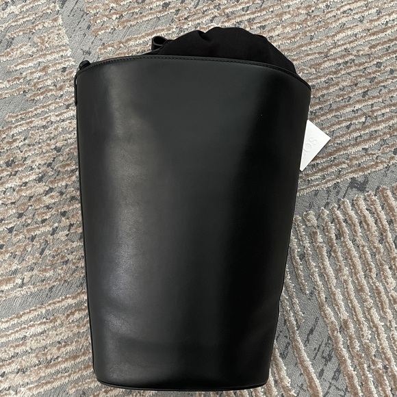 COS Bucket Bag - Picture 6 of 7